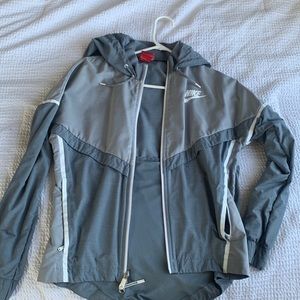 Nike grey windbreaker